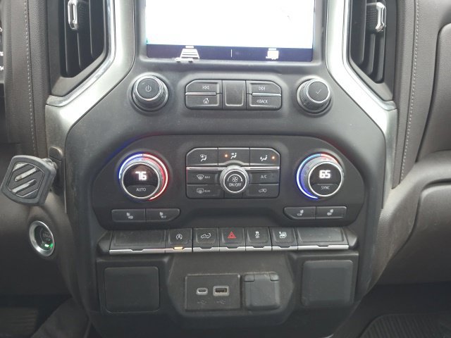 Used 2022 Chevrolet Silverado 1500 LT w/ Bed Protection Package AWD/4WD image 17