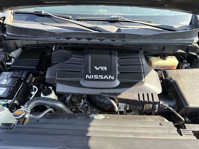 Used 2019 Nissan Titan SV w/ SV Convenience Package image 24