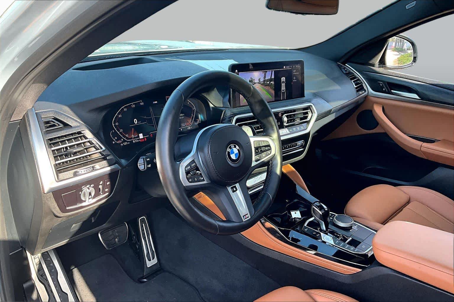 Used 2023 BMW X4 xDrive30i w/ M Sport Package AWD/4WD image 18