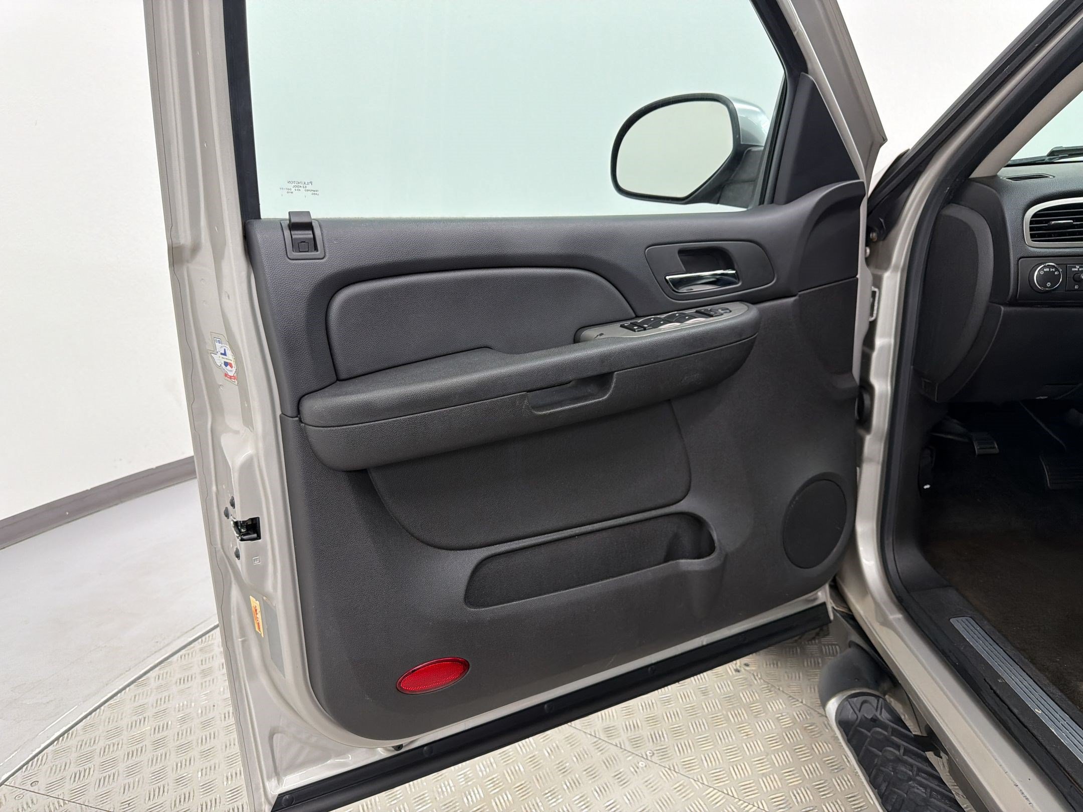 Used 2008 Chevrolet Tahoe LT RWD image 22