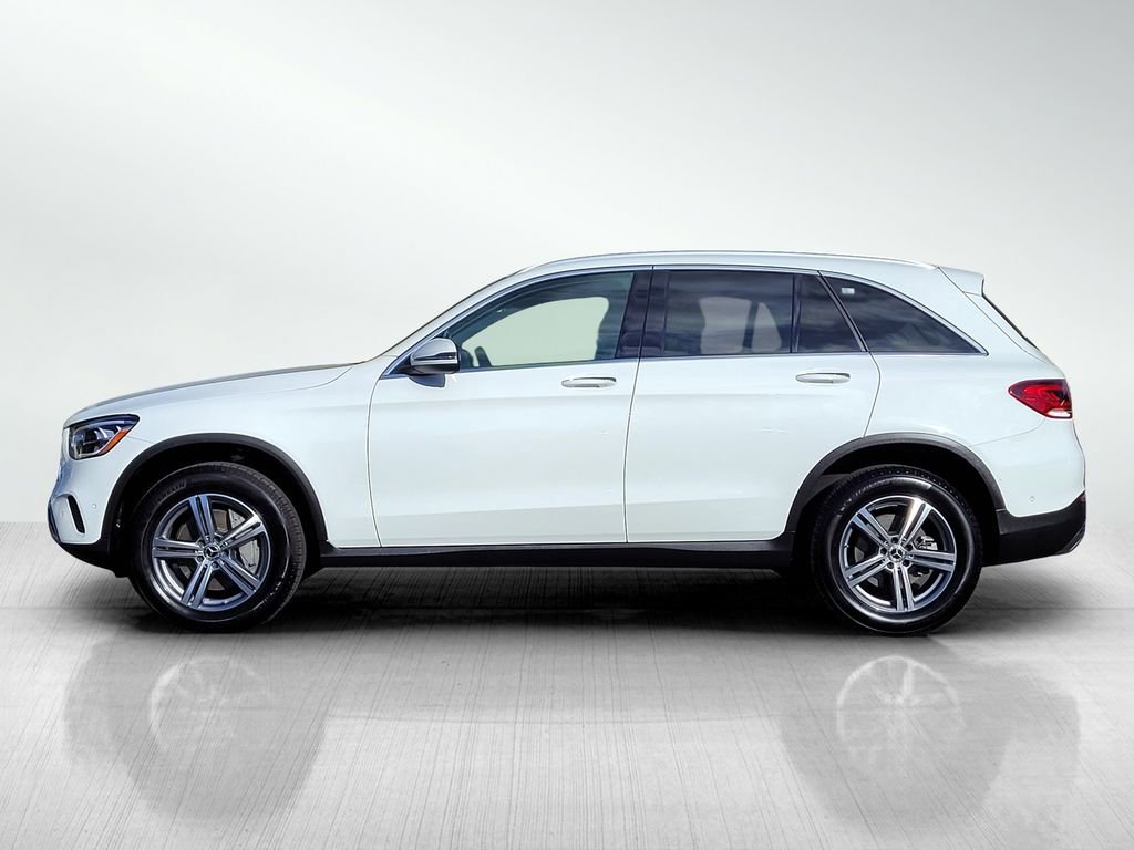 Used 2022 Mercedes-Benz GLC 300 w/ Multimedia Package Lite image 8