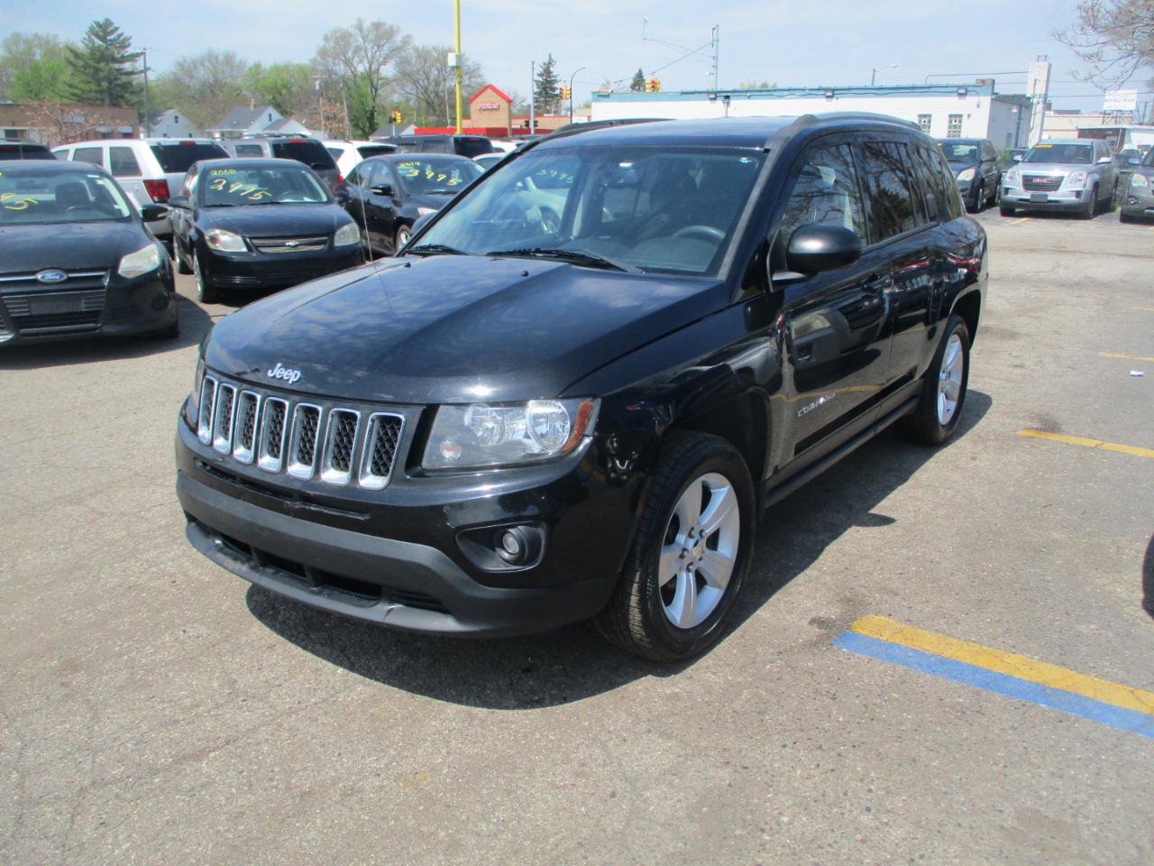 Used 2017 Jeep Compass Sport w/ Power Value Group FWD image 3