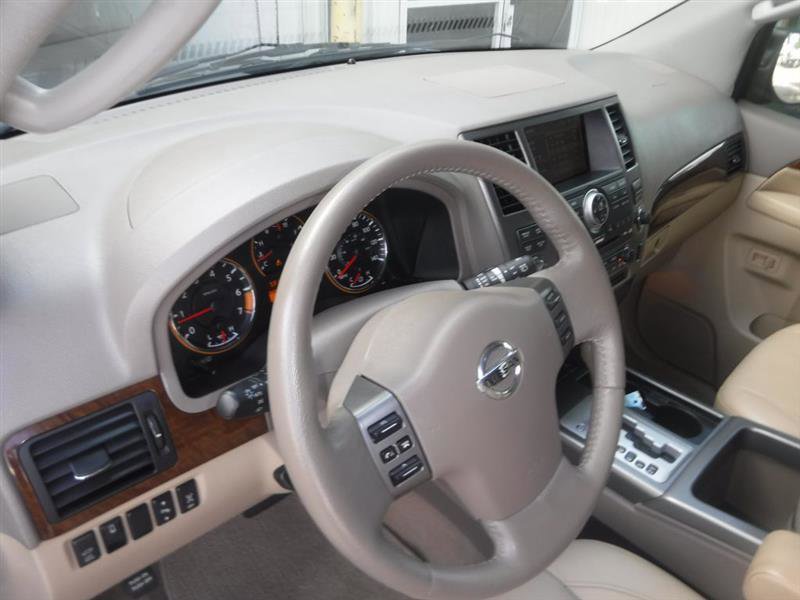 Used 2011 Nissan Armada Platinum w/ 2nd Row Captain Seat Pkg RWD image 31