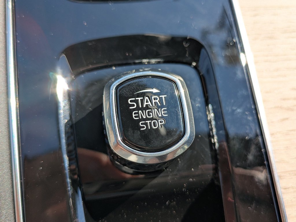 New 2027 Volvo XC90 B6 Plus AWD/4WD image 28