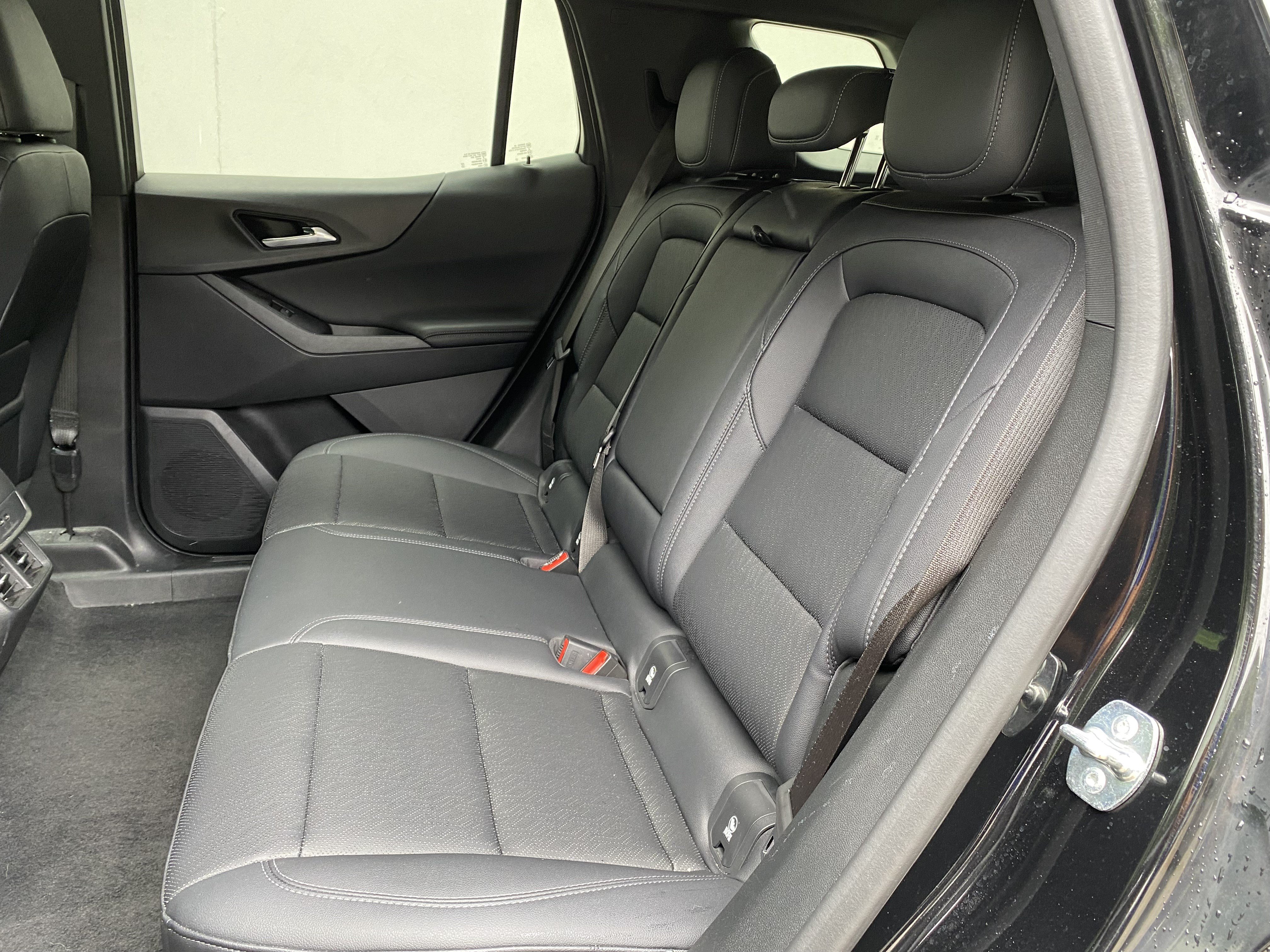 Used 2025 Chevrolet Equinox LT w/ Convenience Package II AWD/4WD image 36
