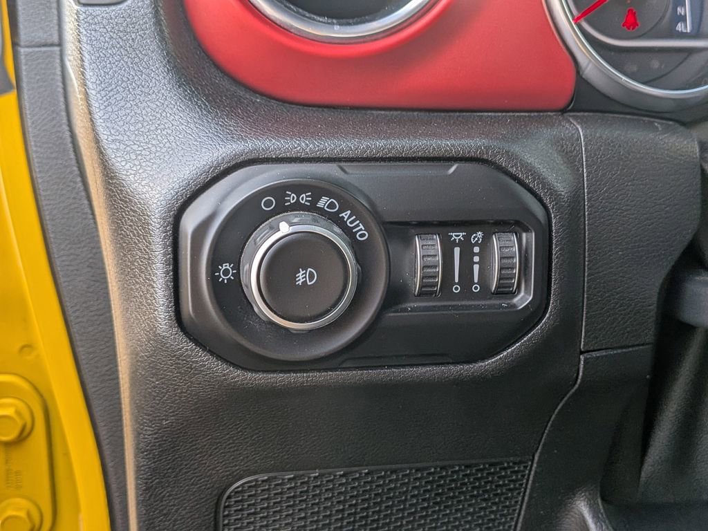 Used 2020 Jeep Wrangler Rubicon w/ LED Lighting Group image 16