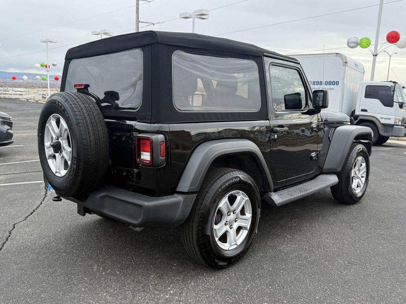Used 2023 Jeep Wrangler Sport S image 5