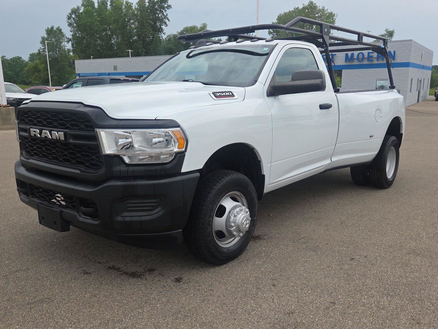 Used 2022 RAM 3500 Tradesman AWD/4WD image 10