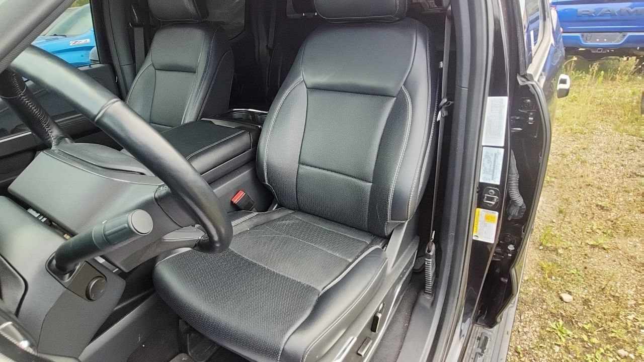 Used 2024 Ford F150 Lariat w/ Equipment Group 502A High AWD/4WD image 9