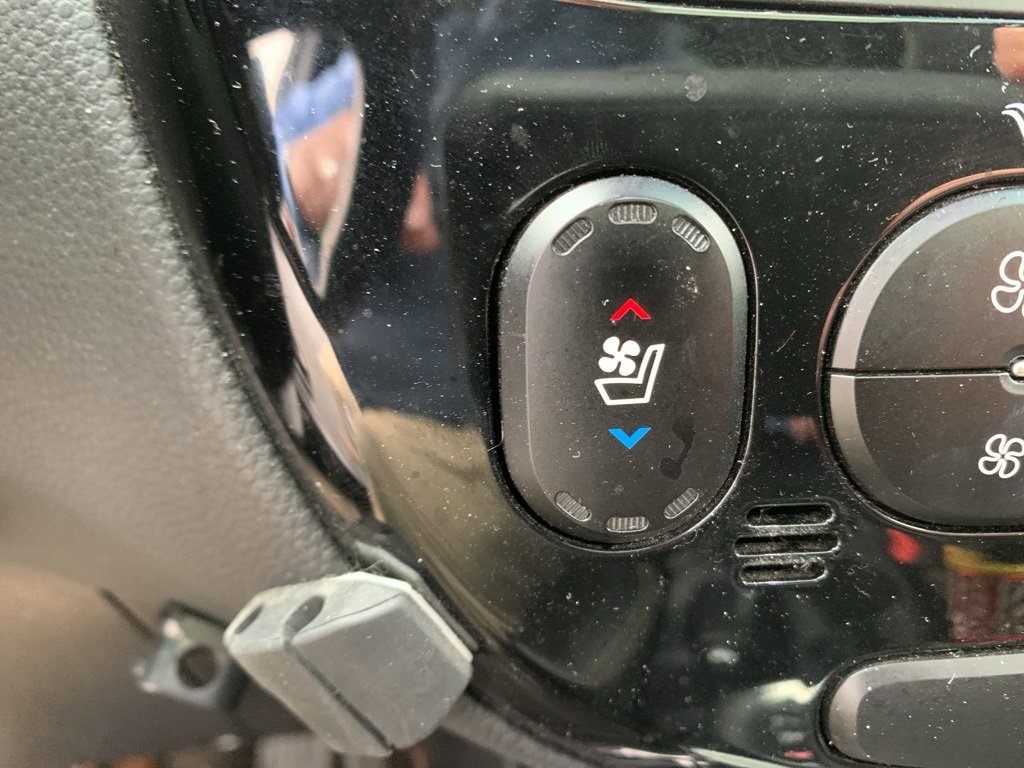 Used 2015 Kia Soul + w/ Primo Package image 28