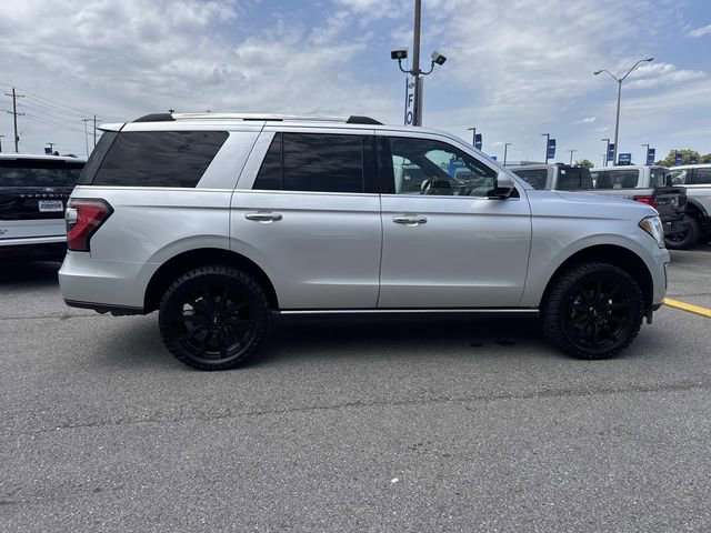 Used 2019 Ford Expedition Limited w/ Driver Assistance Package RWD image 4
