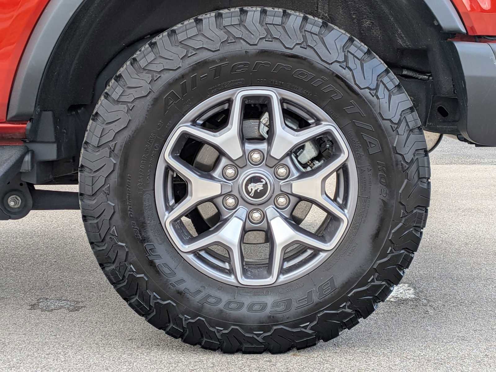 Used 2024 Ford Bronco Badlands image 14