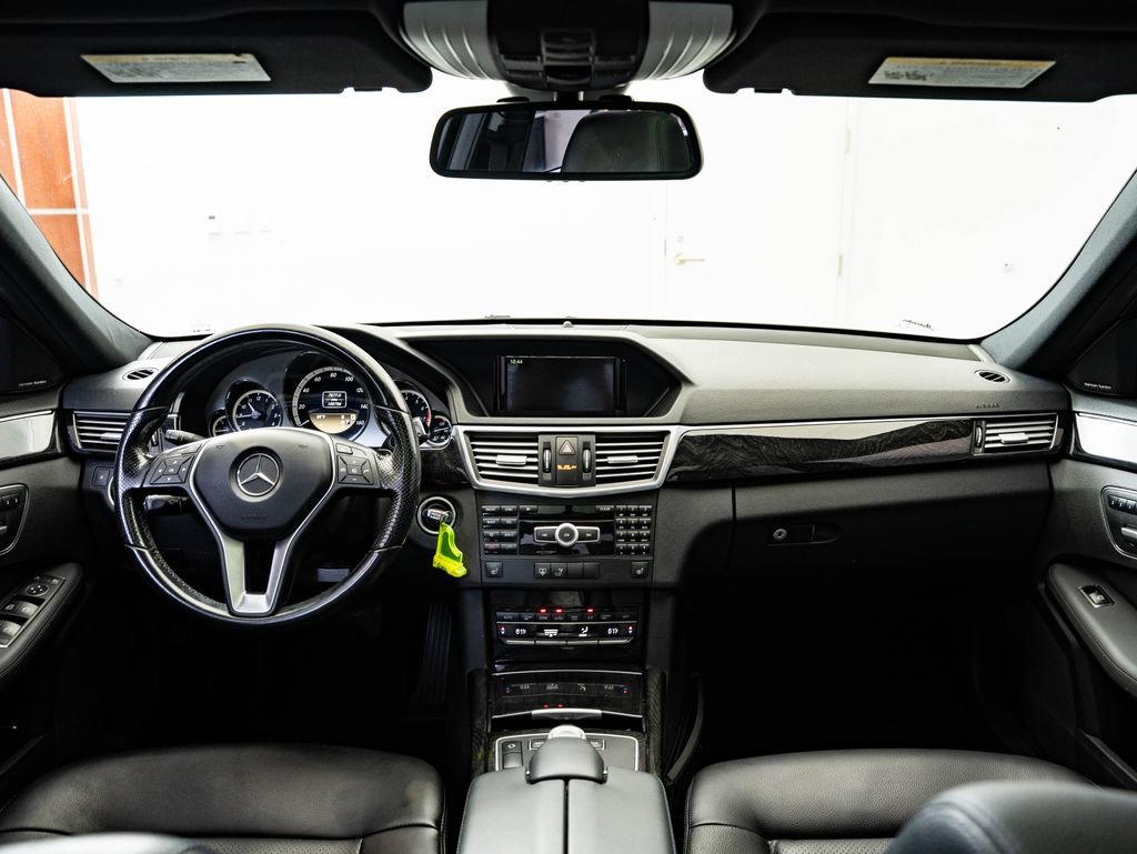 Used 2012 Mercedes-Benz E 350 4MATIC Sedan image 35