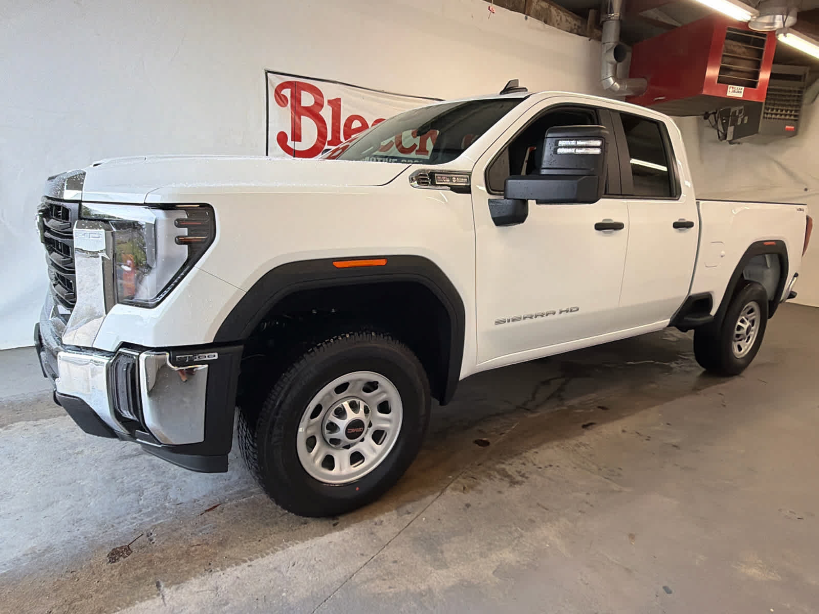 New 2026 GMC Sierra 2500 Pro w/ Convenience Package AWD/4WD image 2