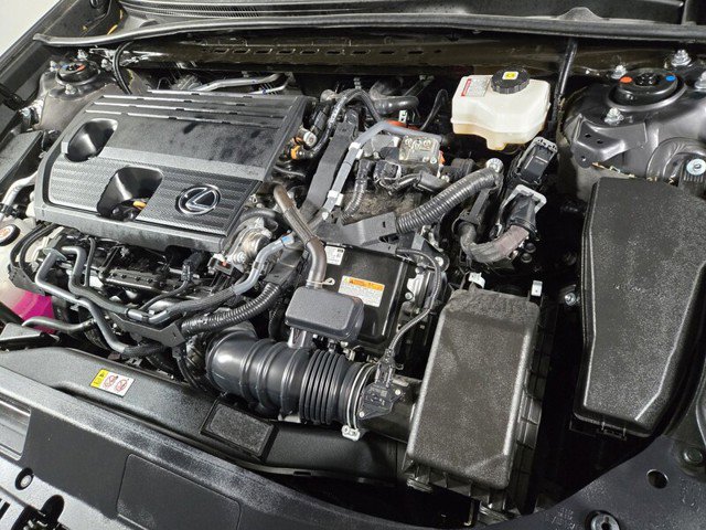 Certified 2025 Lexus ES 300h w/ Premium Package image 26