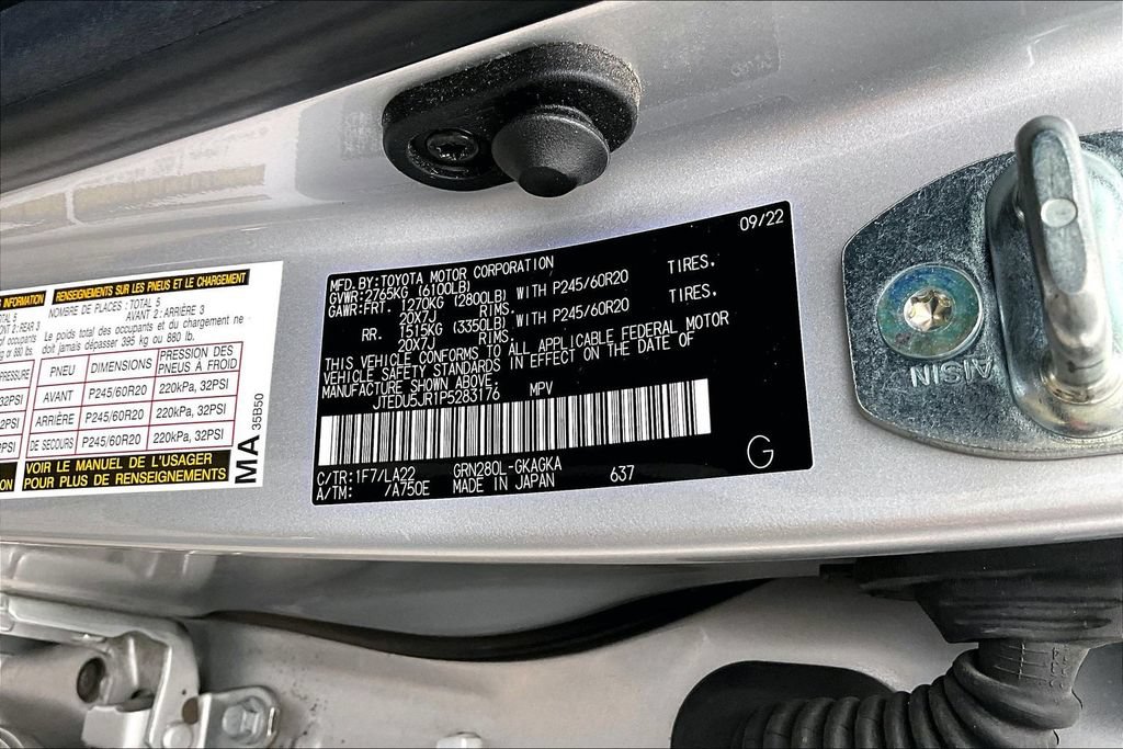 Used 2023 Toyota 4Runner Limited RWD image 18