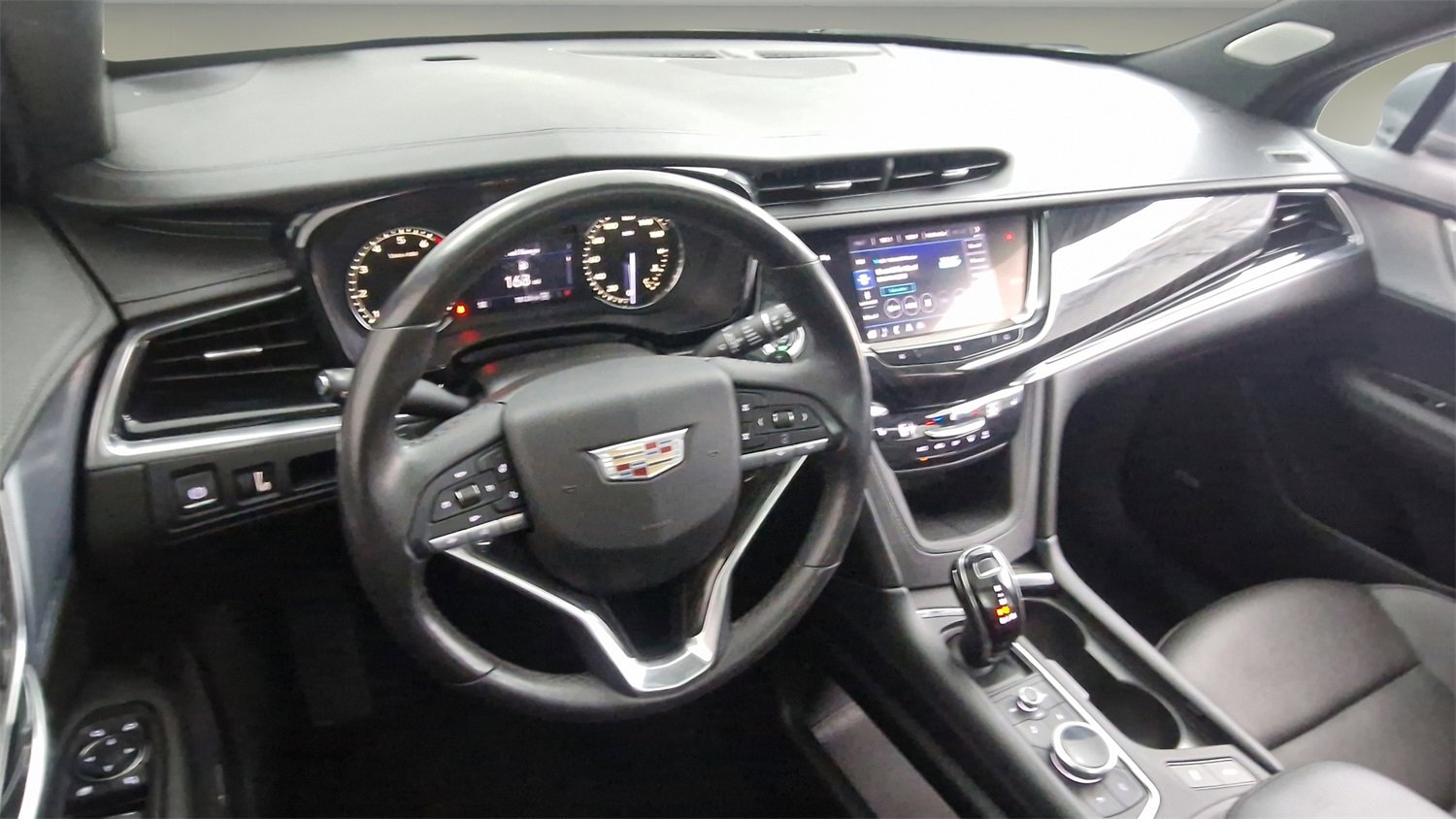 Used 2020 Cadillac XT6 Premium Luxury image 16