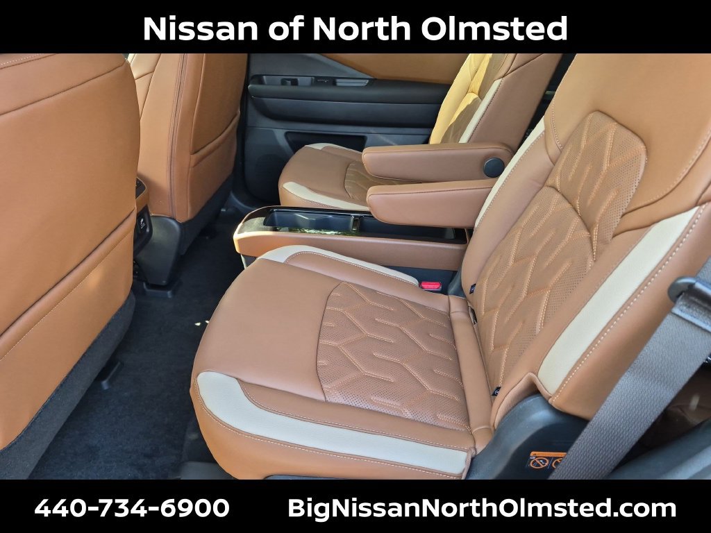 New 2026 Nissan Pathfinder Platinum AWD/4WD image 17