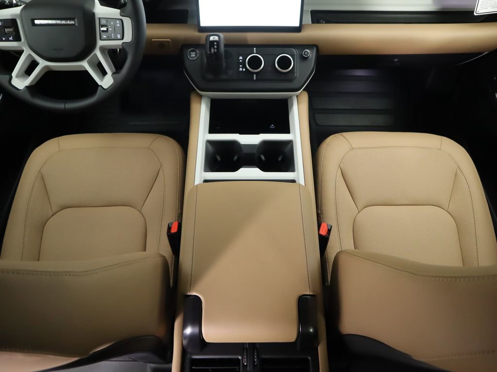 Used 2025 Land Rover Defender 110 S AWD/4WD image 17