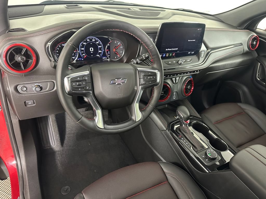 Used 2025 Chevrolet Blazer RS w/ Driver Confidence II Package AWD/4WD image 9