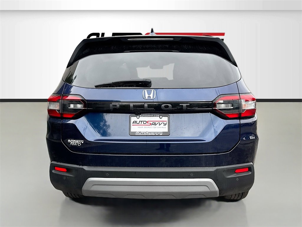 Used 2024 Honda Pilot EX-L image 6