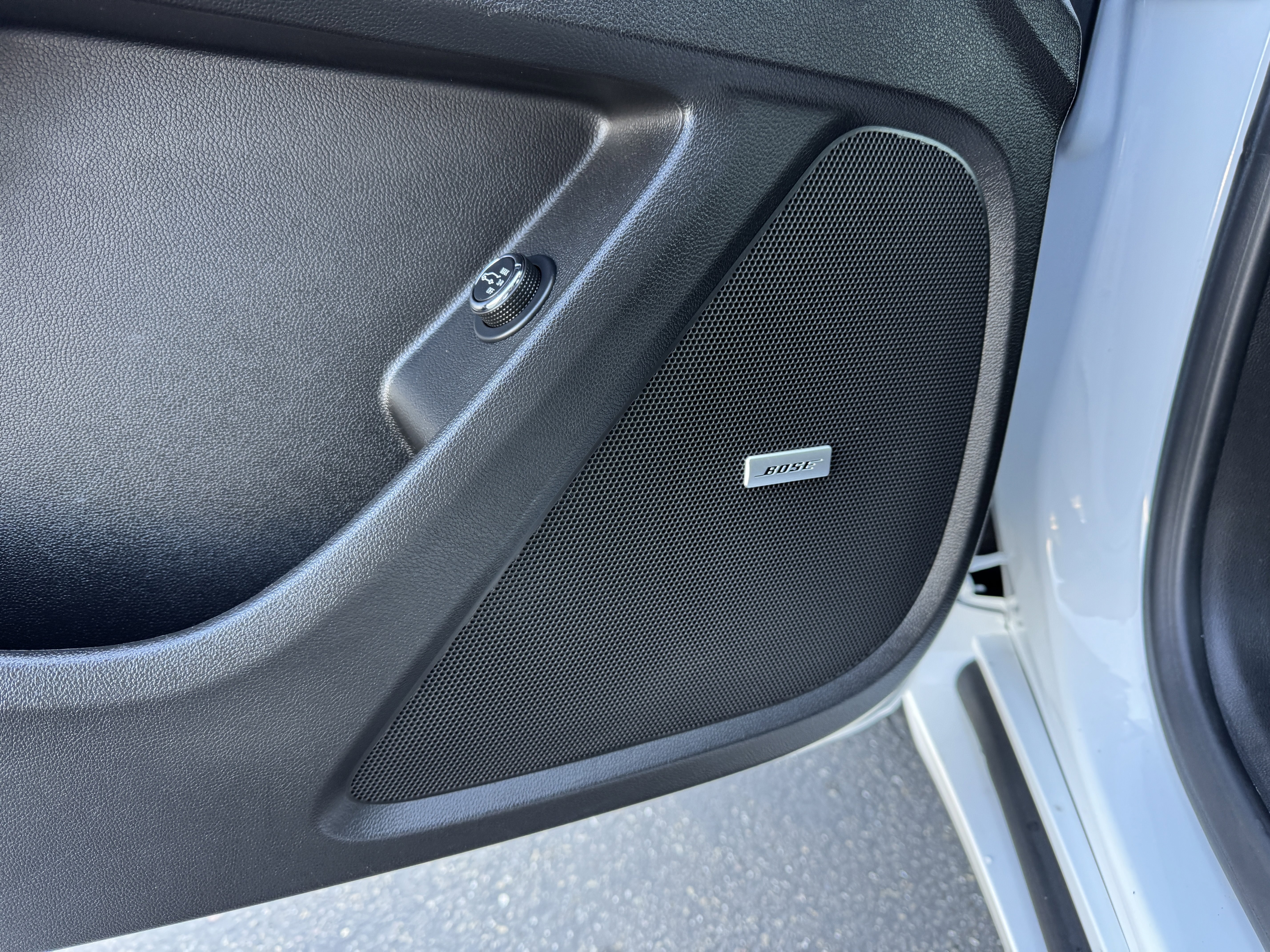 Certified 2023 Chevrolet Traverse Premier w/ LPO, Floor Liner Package image 12