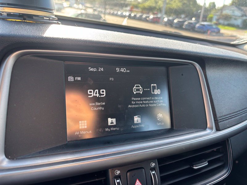 Used 2018 Kia Optima LX FWD image 12
