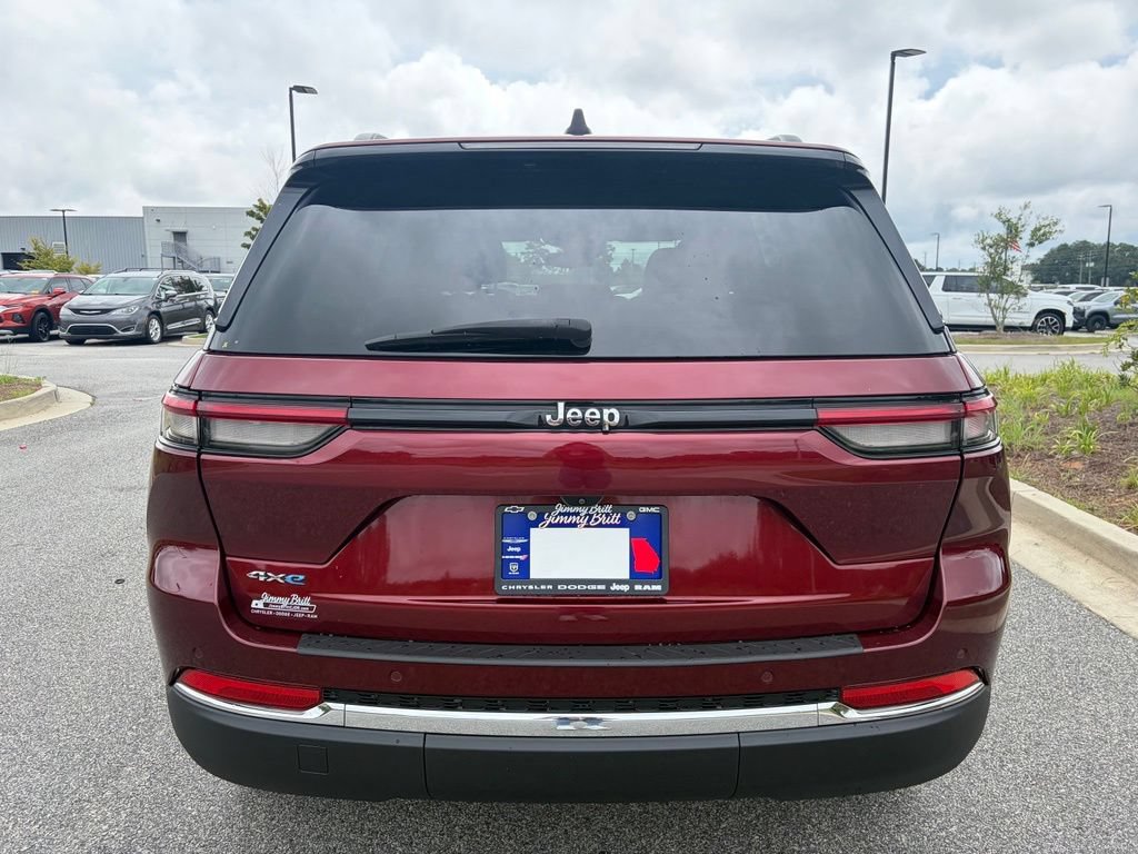 Used 2023 Jeep Grand Cherokee 4WD 4xe image 18