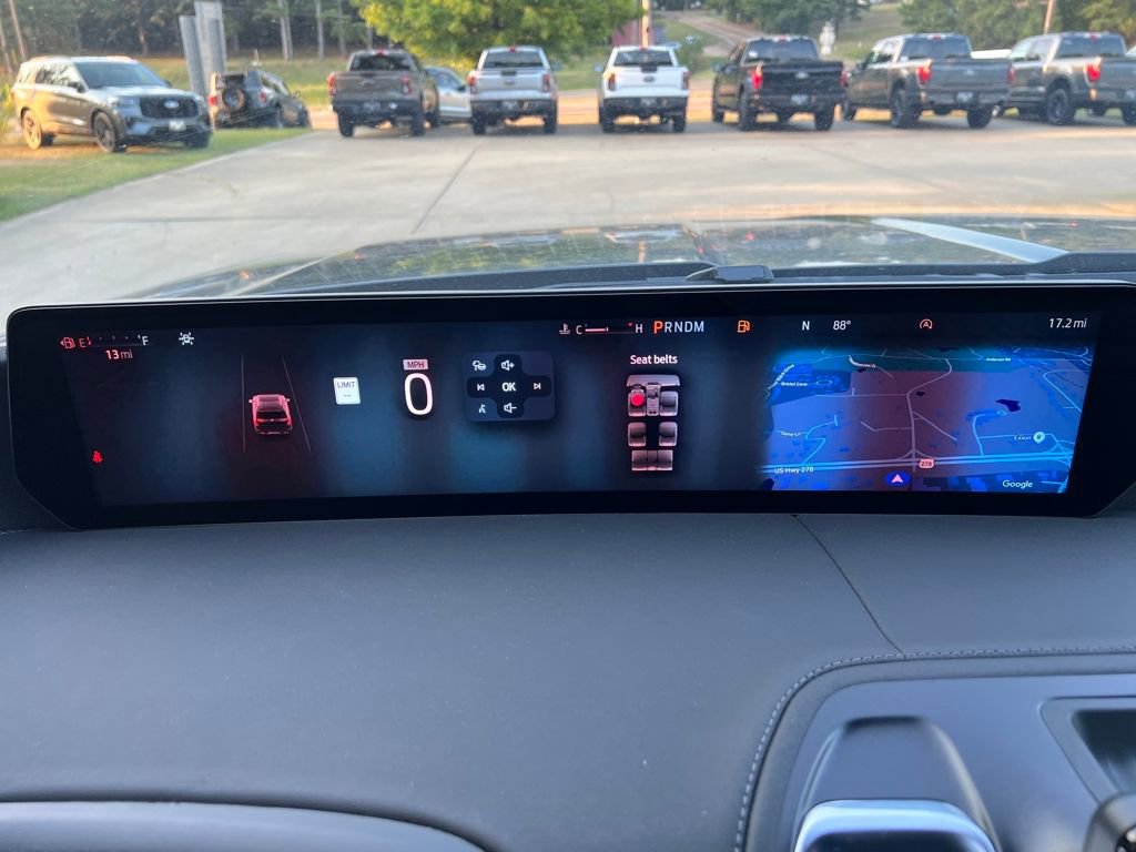 New 2025 Ford Expedition Platinum w/ Stealth Performance Package image 16