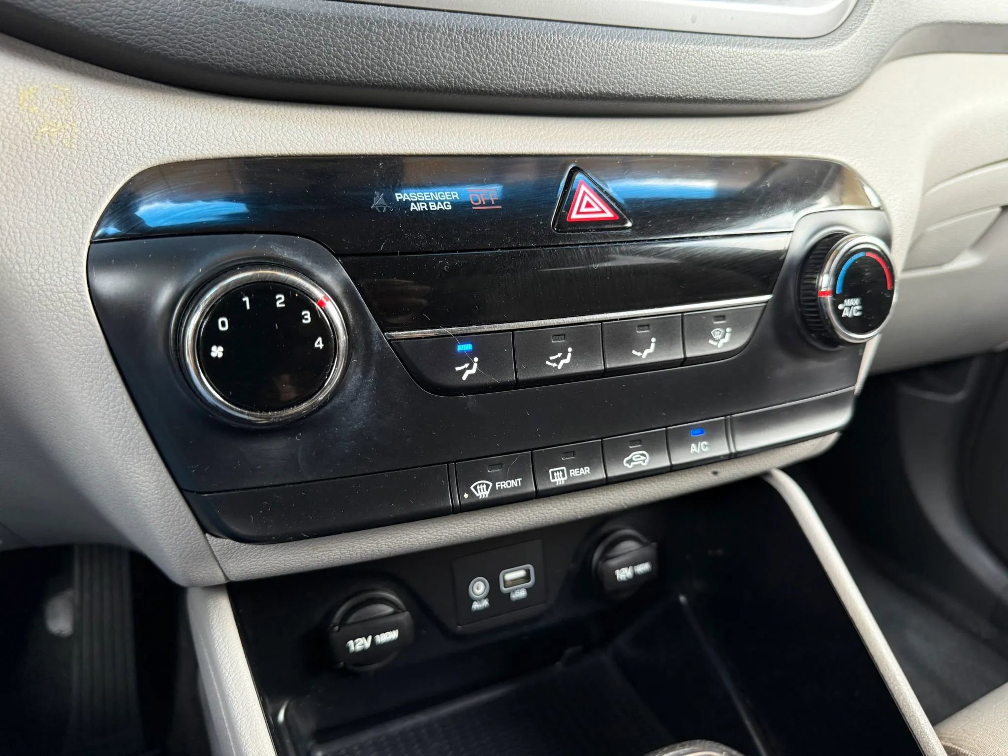 Used 2016 Hyundai Tucson SE w/ Option Group 02 FWD image 32