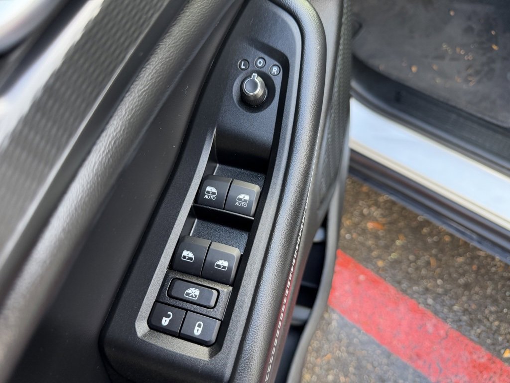 Used 2023 Jeep Grand Cherokee Altitude image 12