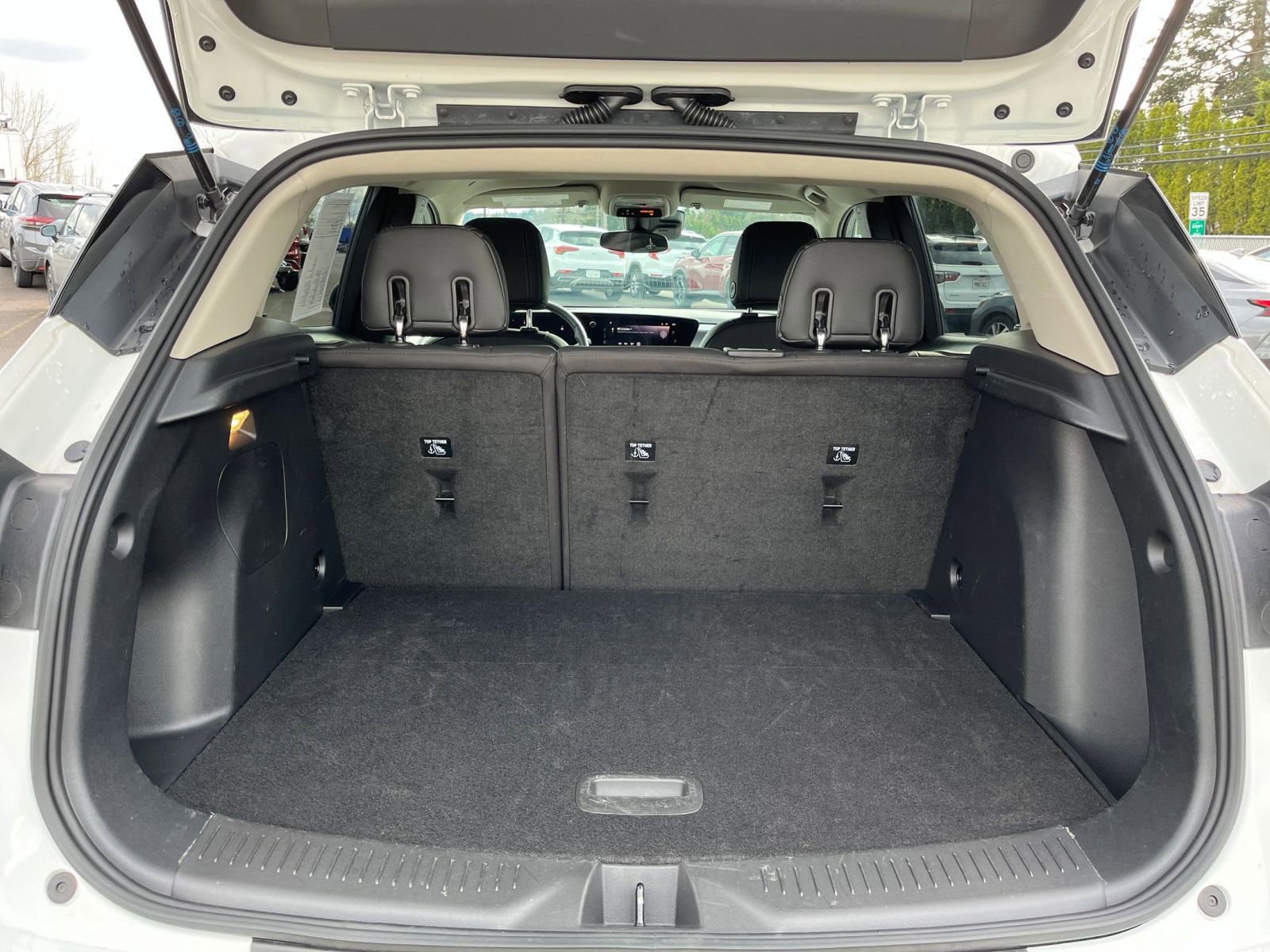 Used 2025 Buick Encore GX Preferred image 31