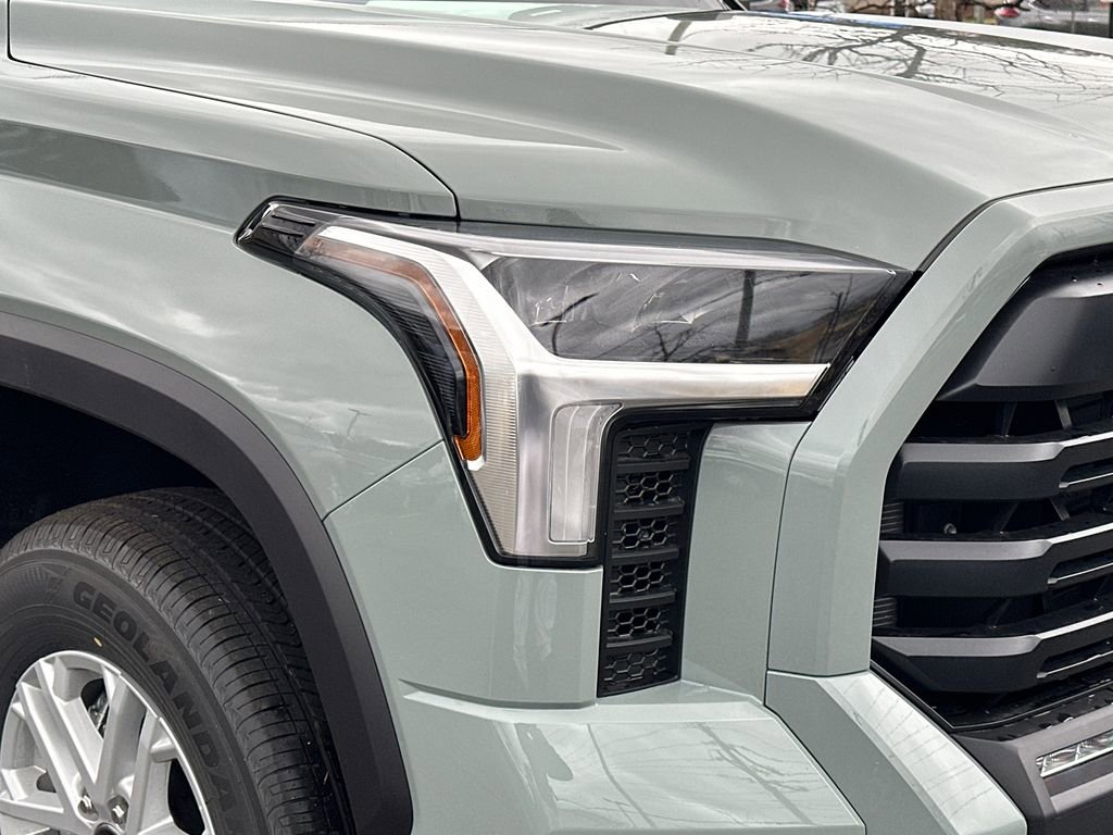 New 2026 Toyota Tundra SR5 image 8