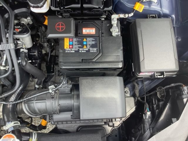 Certified 2025 Hyundai Venue Limited FWD image 29