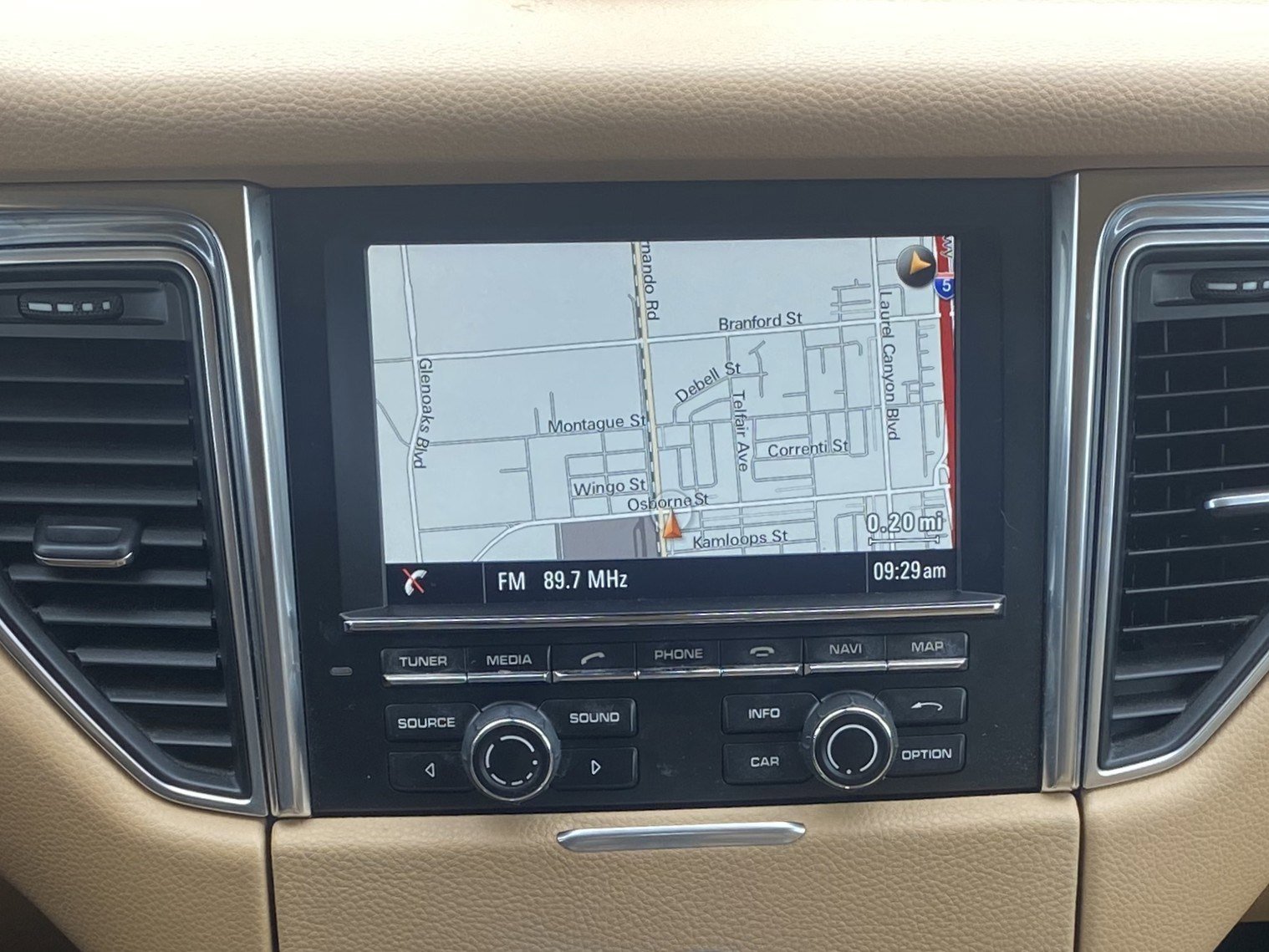 Used 2015 Porsche Macan S w/ Premium Package Plus image 13