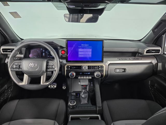 Used 2025 Toyota Tacoma TRD Sport AWD/4WD image 25