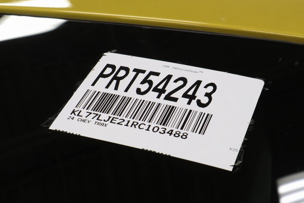 Used 2024 Chevrolet Trax RS w/ Driver Confidence Package image 36