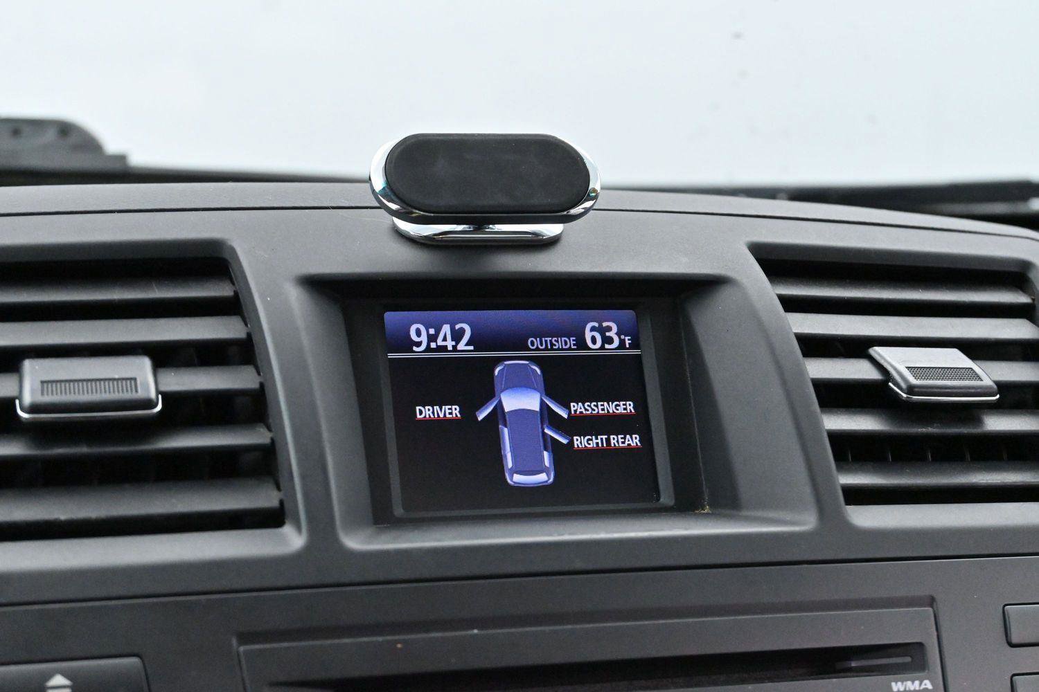 Used 2012 Toyota Highlander SE w/ Tow Pkg FWD image 20