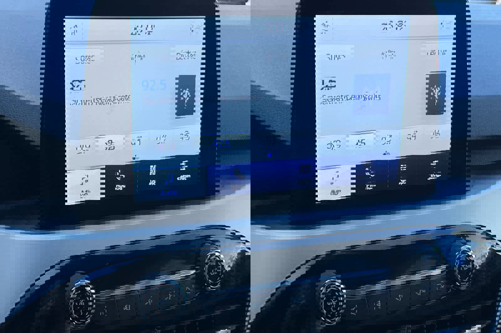 Used 2020 Ford Escape SEL image 20