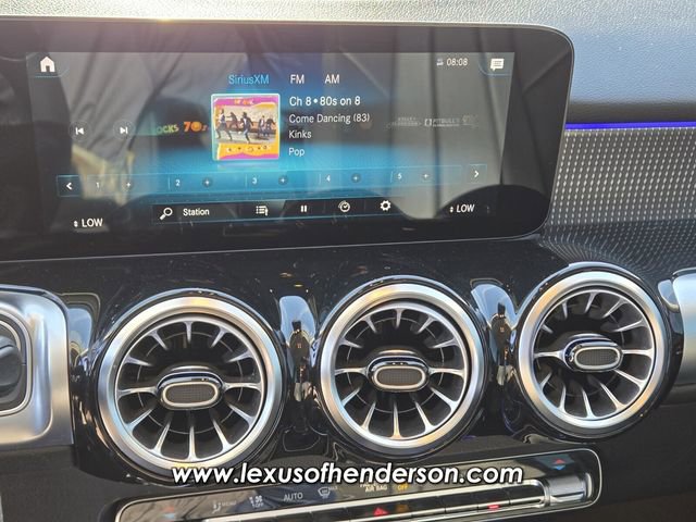 Used 2022 Mercedes-Benz GLB 250 4MATIC image 25