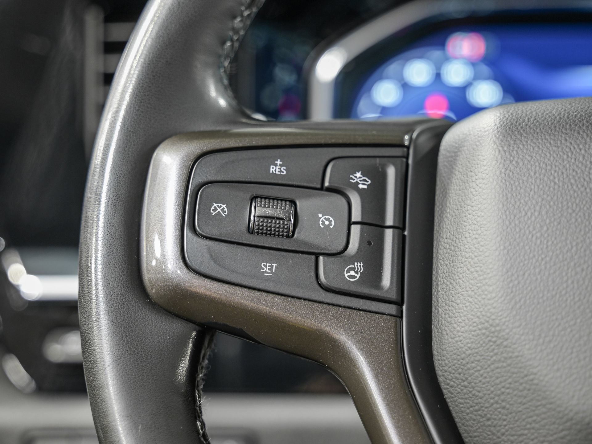 Used 2024 Chevrolet Silverado 2500 High Country w/ High Country Premium Package AWD/4WD image 19