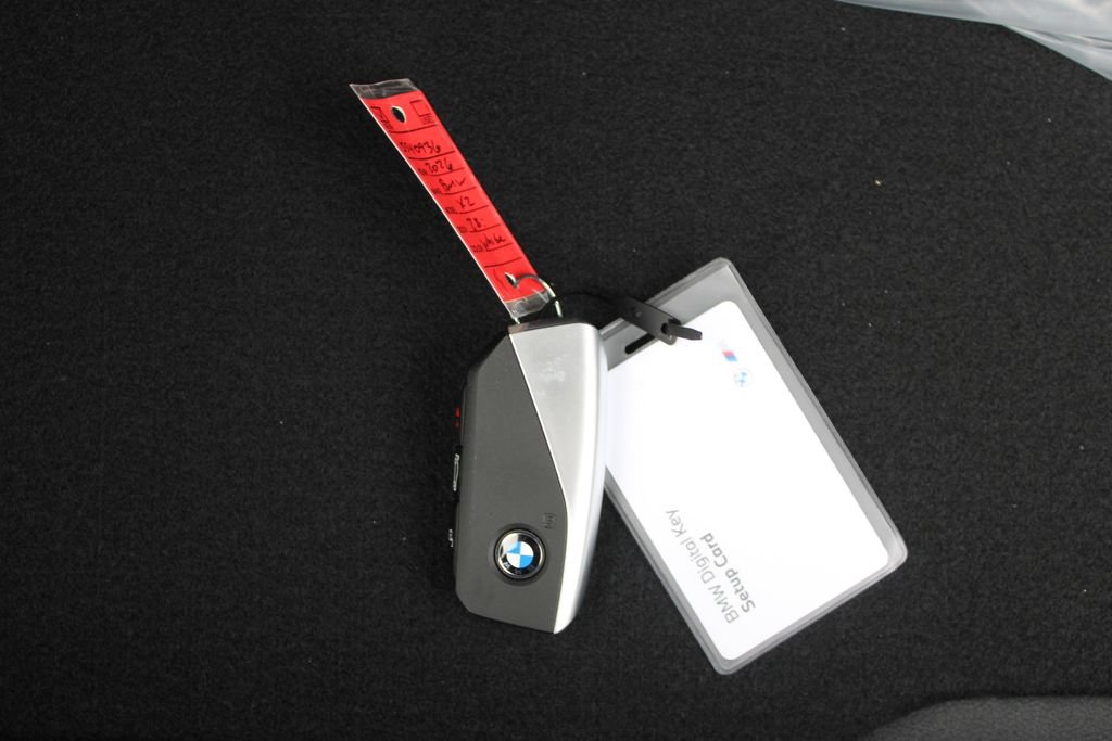 New 2026 BMW X2 xDrive28i AWD/4WD image 34