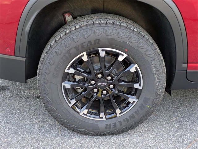 New 2026 Chevrolet Traverse Z71 w/ Enhanced Driving Package image 8