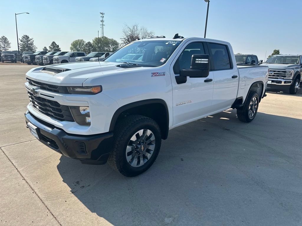 Certified 2024 Chevrolet Silverado 2500 Custom w/ Custom Value Package AWD/4WD image 29