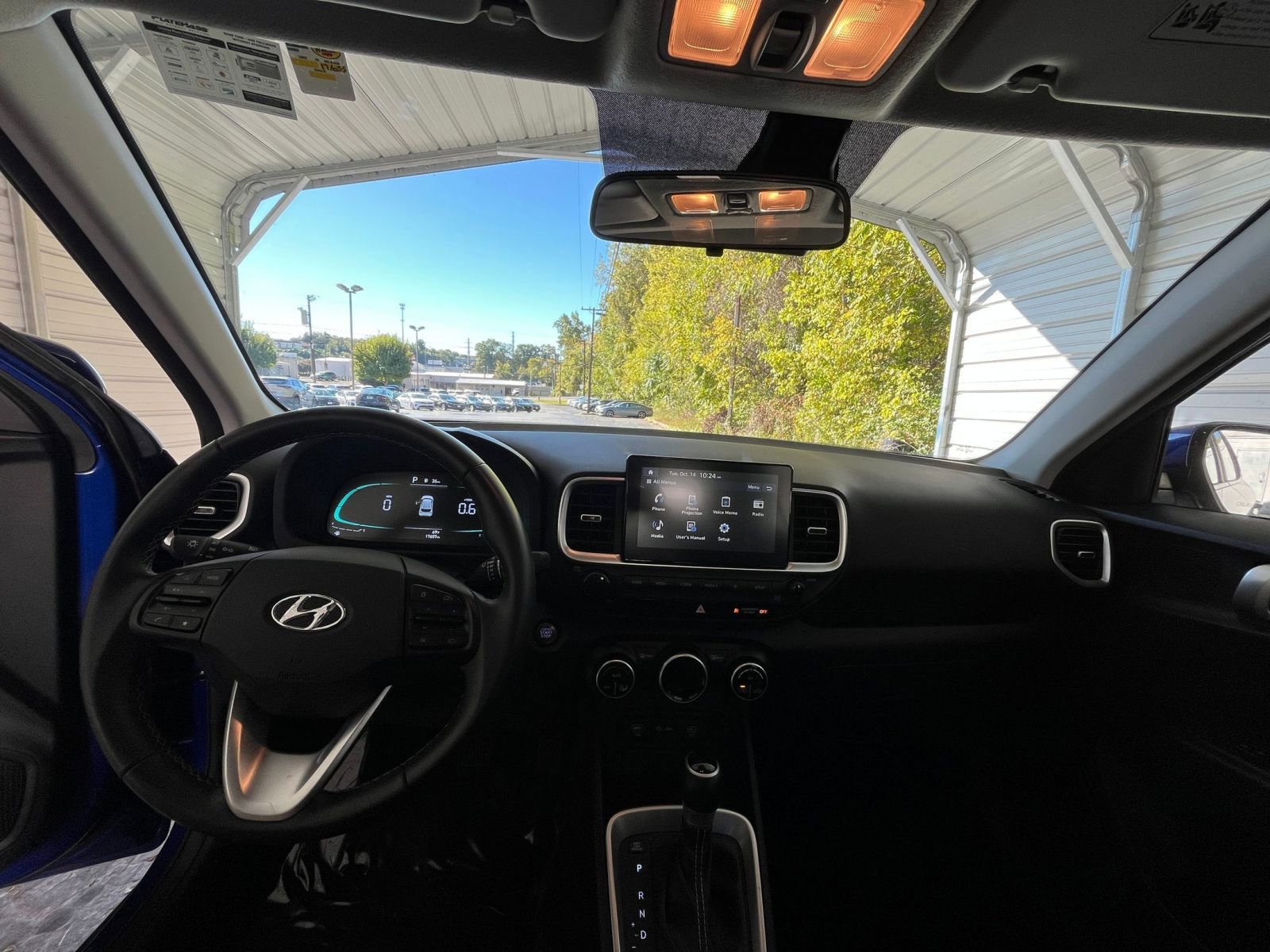 Used 2025 Hyundai Venue SEL image 29