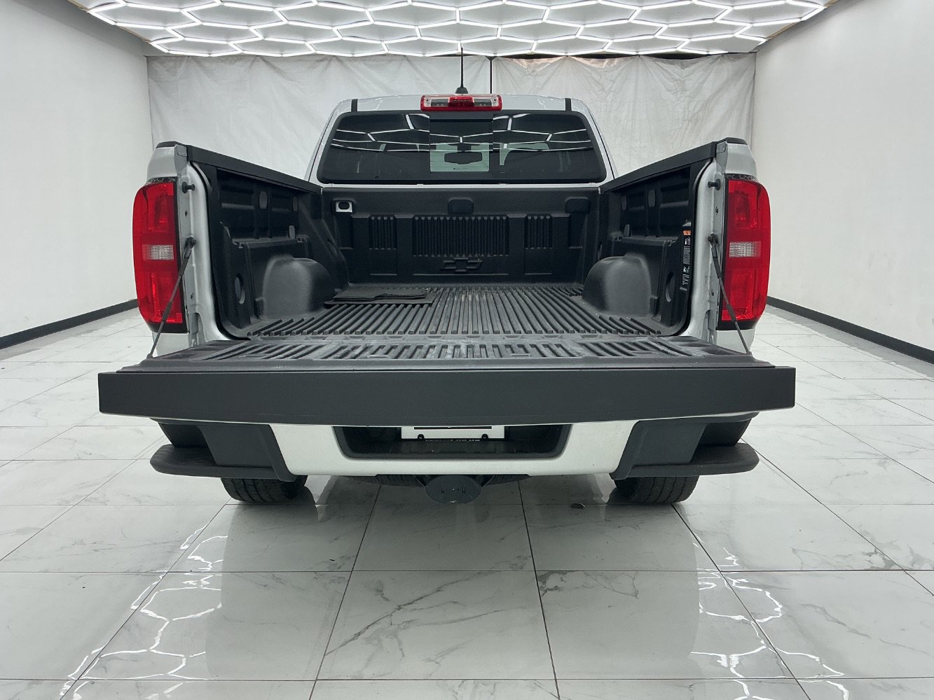 Used 2018 Chevrolet Colorado LT w/ LT Convenience Package AWD/4WD image 39