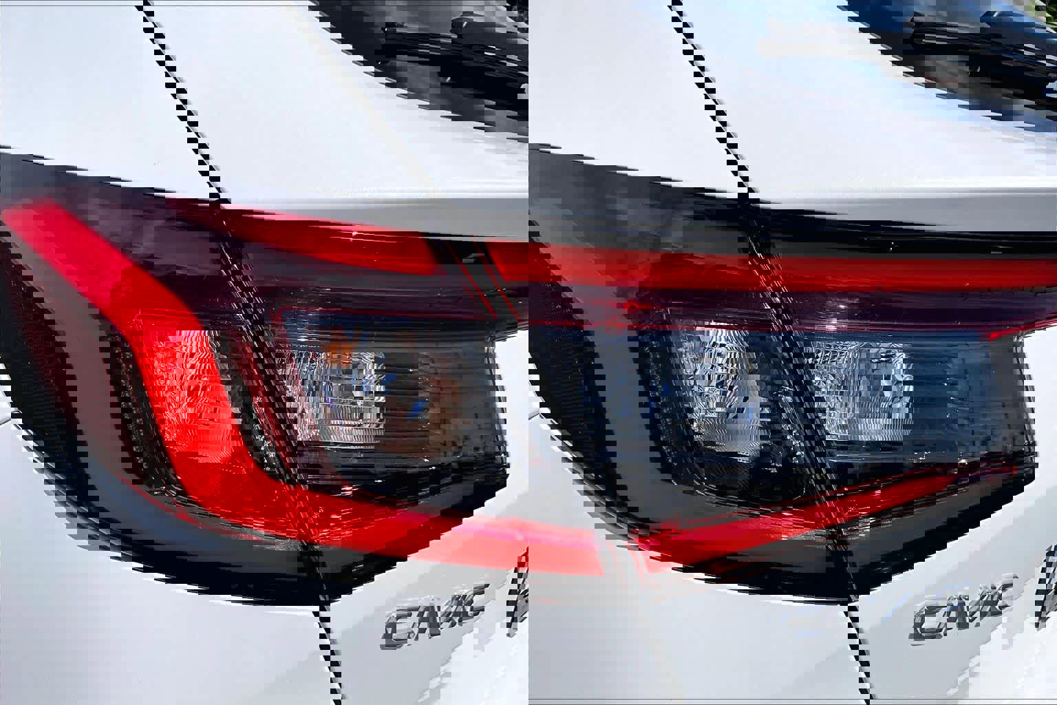 Used 2024 Honda Civic Sport image 28