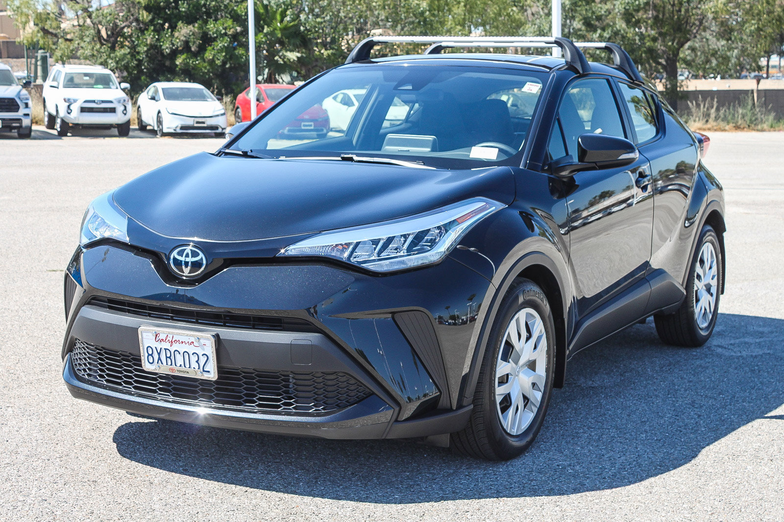Used 2021 Toyota C-HR LE image 3