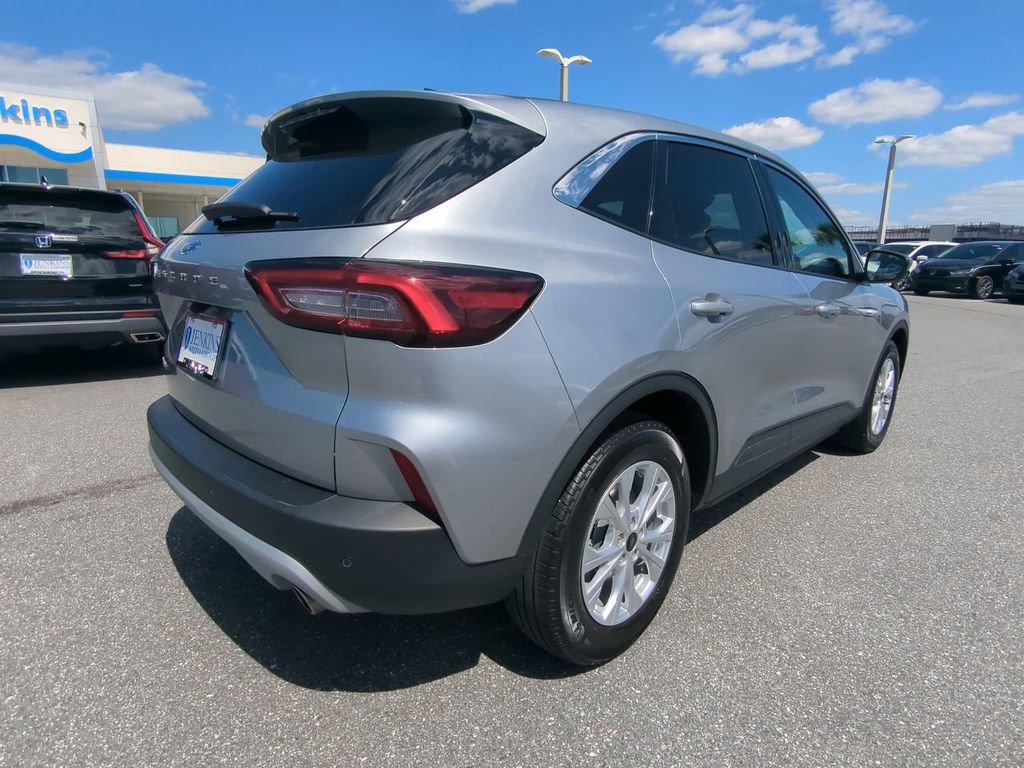 Used 2023 Ford Escape Active w/ Tech Pack #2 image 4