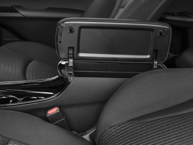 Certified 2017 Toyota Prius Prime Advanced w/ Carpet Mat Package FWD image 15